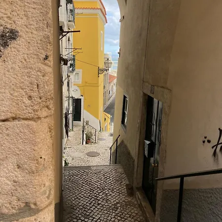 Once Upon A Time In Alfama Daire