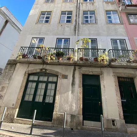 Once Upon A Time In Alfama * Lissabon